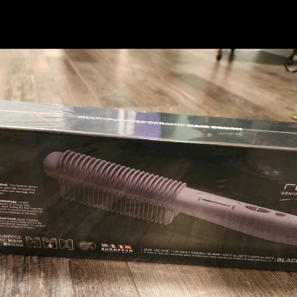 Royale Multi Purpose Ceramic Hair Brush Brand New